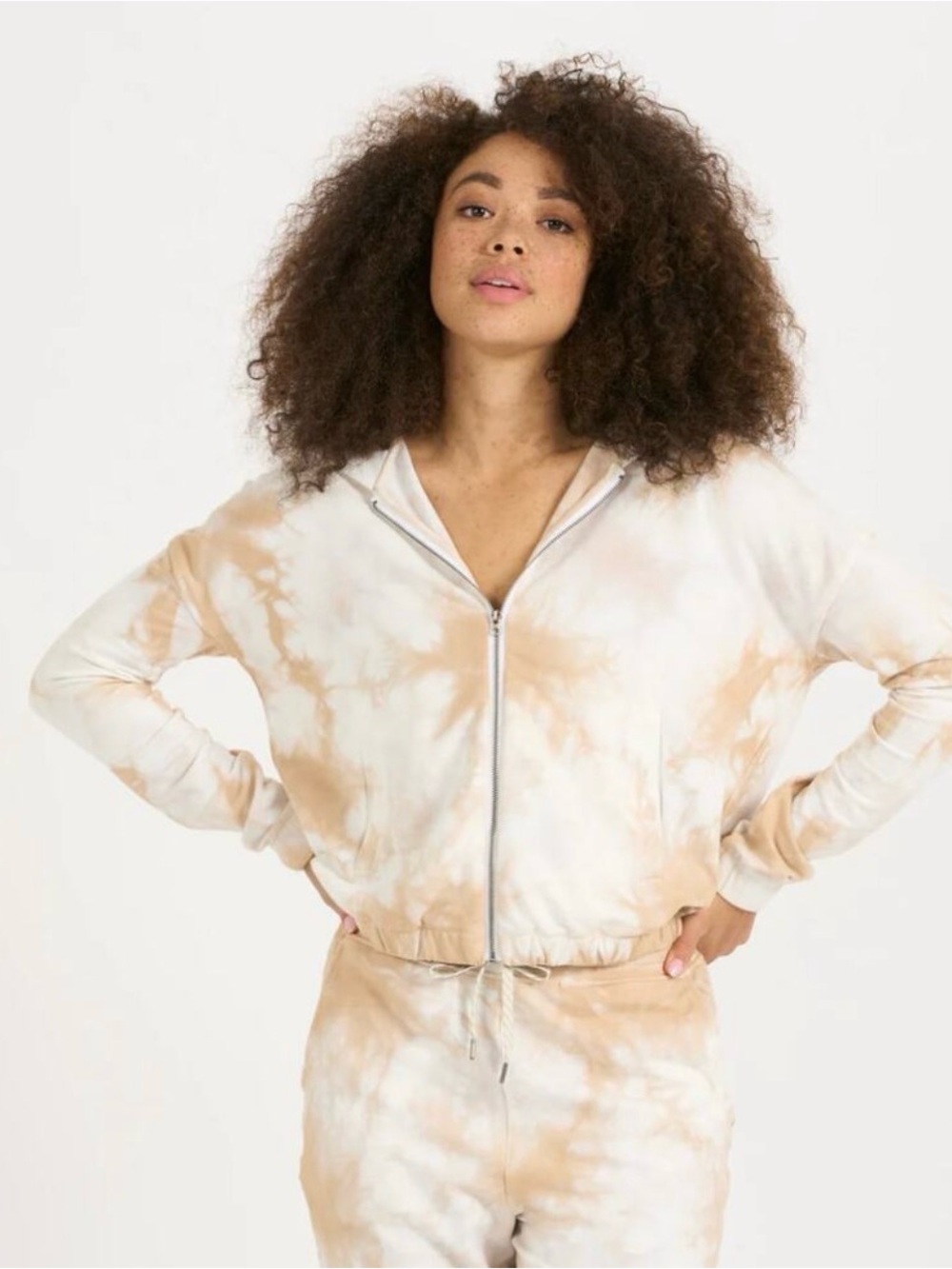 48. Vuori Laguna hoodie in Tie-Dye Oak